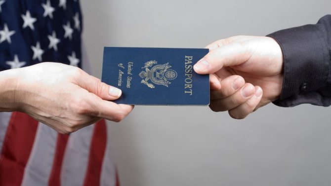 What are the types of Russian visas for Americans?