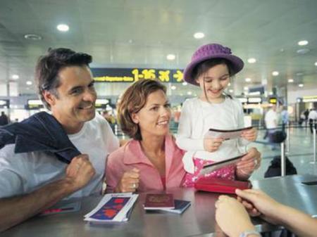 Выезд ребенка за границу с сопровождающим родителей
